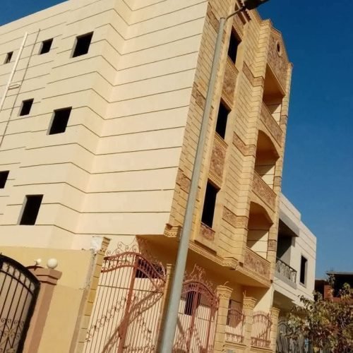 عماره كامله فى الحى السادس مدينة بدر 

بدروم + 4 ادوار مكرر

مساحة ٢٠٩ متر متسلمة جهاز بالعدادات

 تاني صف من الرئيسى المترو

نص تشطيب 

مطلوب مشتري مباشر ##

التواصل والمعاينة للجادين فقط

01112177850